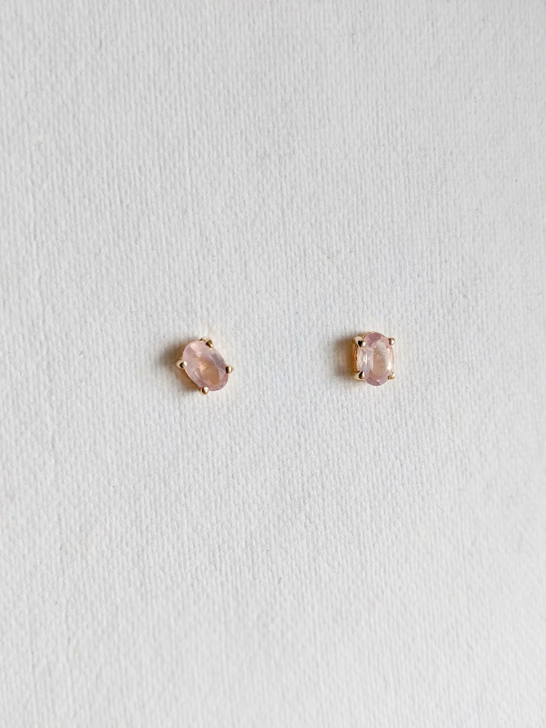 Ava Studs in Rose Quartz