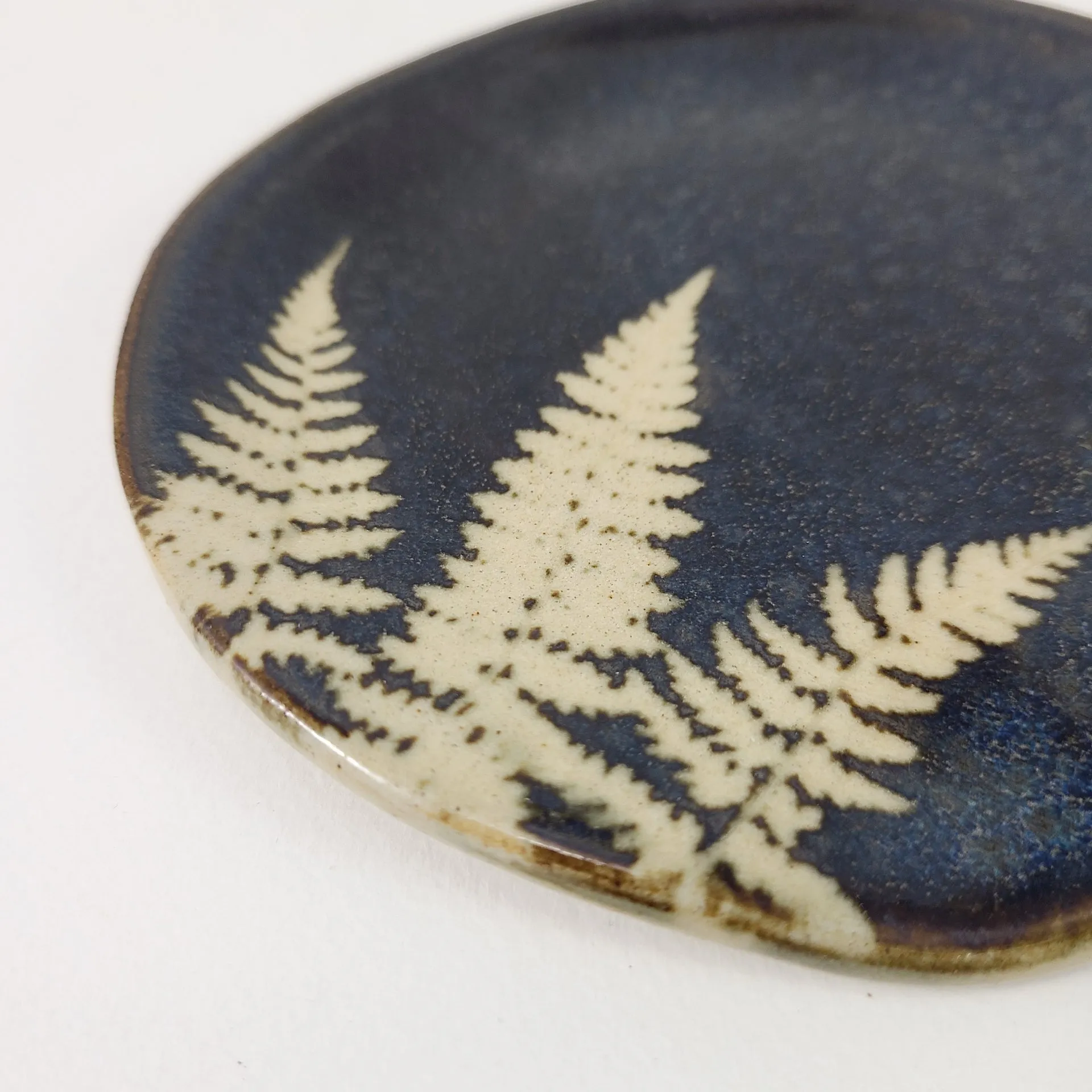 Fern Spoonrest in Dark Blue Glaze