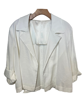 Linen 3/4 Sleeve Shrunken Jacket (White)