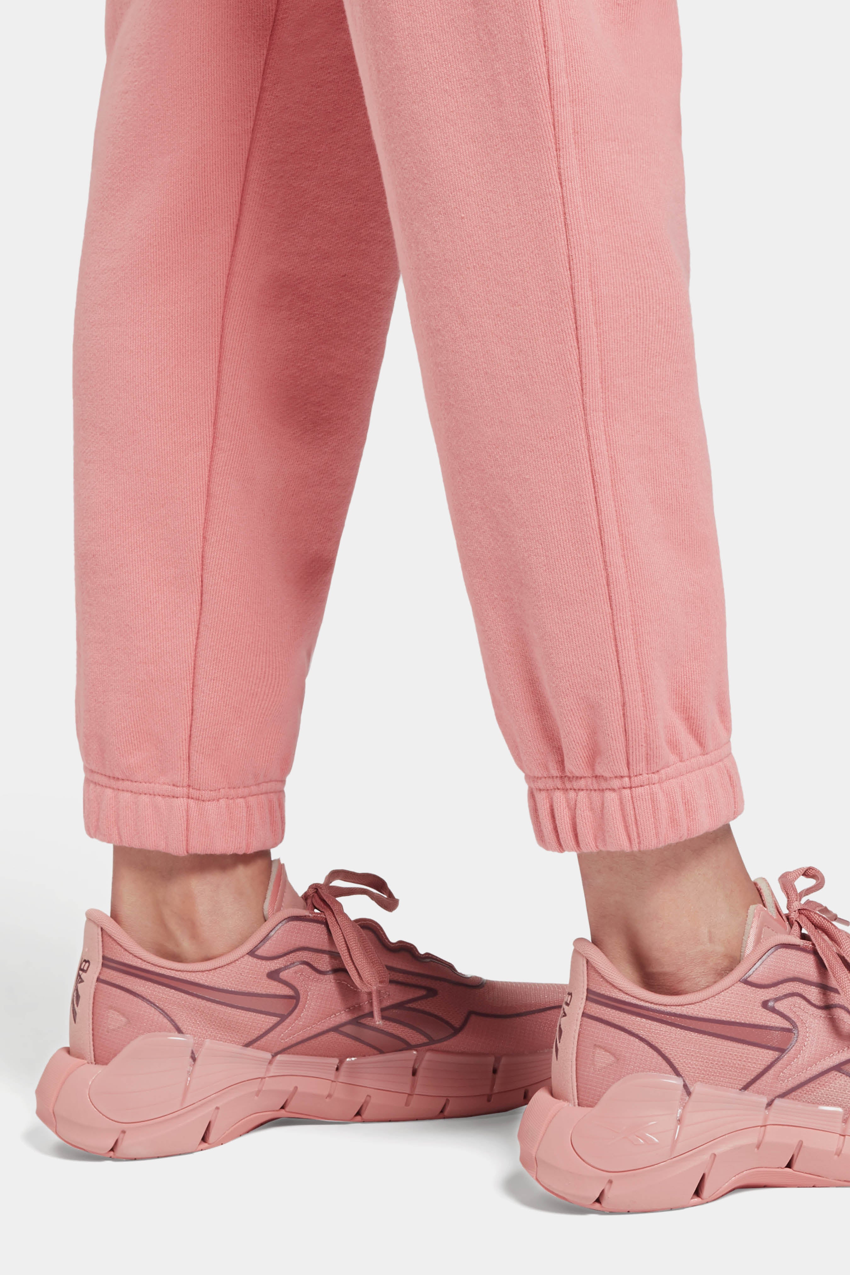 Reebok x VB Jogger in Sandy Rose